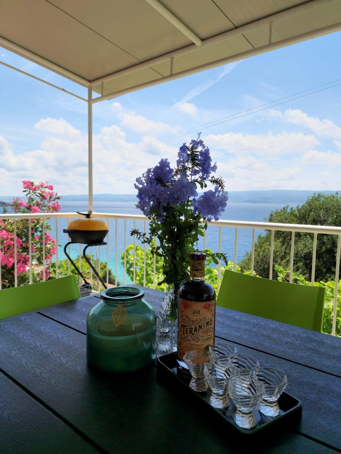 Apartment Panorama - Amazing Sea View, Newly Renovated Dugi Rat Zewnętrze zdjęcie